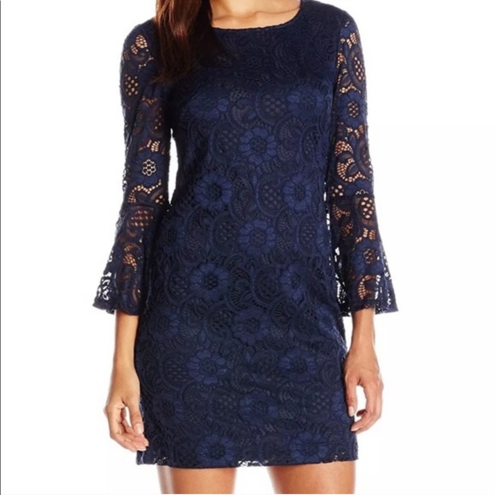 ✨SIGNATURE Cocktail Lace dress with Bell sleeve✨
